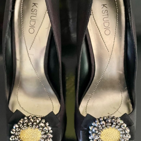 Size 8 K Studio heels - Picture 5 of 6